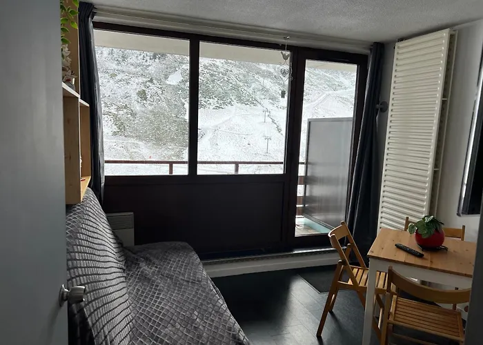 Studio 4 Personnes Residence Le Montana Au Pied Des Pistes Balcon Plein Sud
